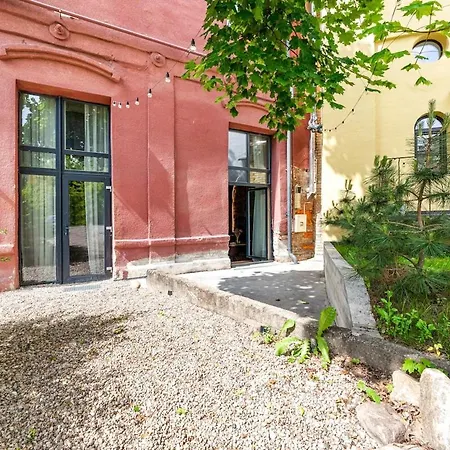 Raw Luxury Loft In Appartamento