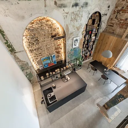 Raw Luxury Loft In Appartamento Vilnius